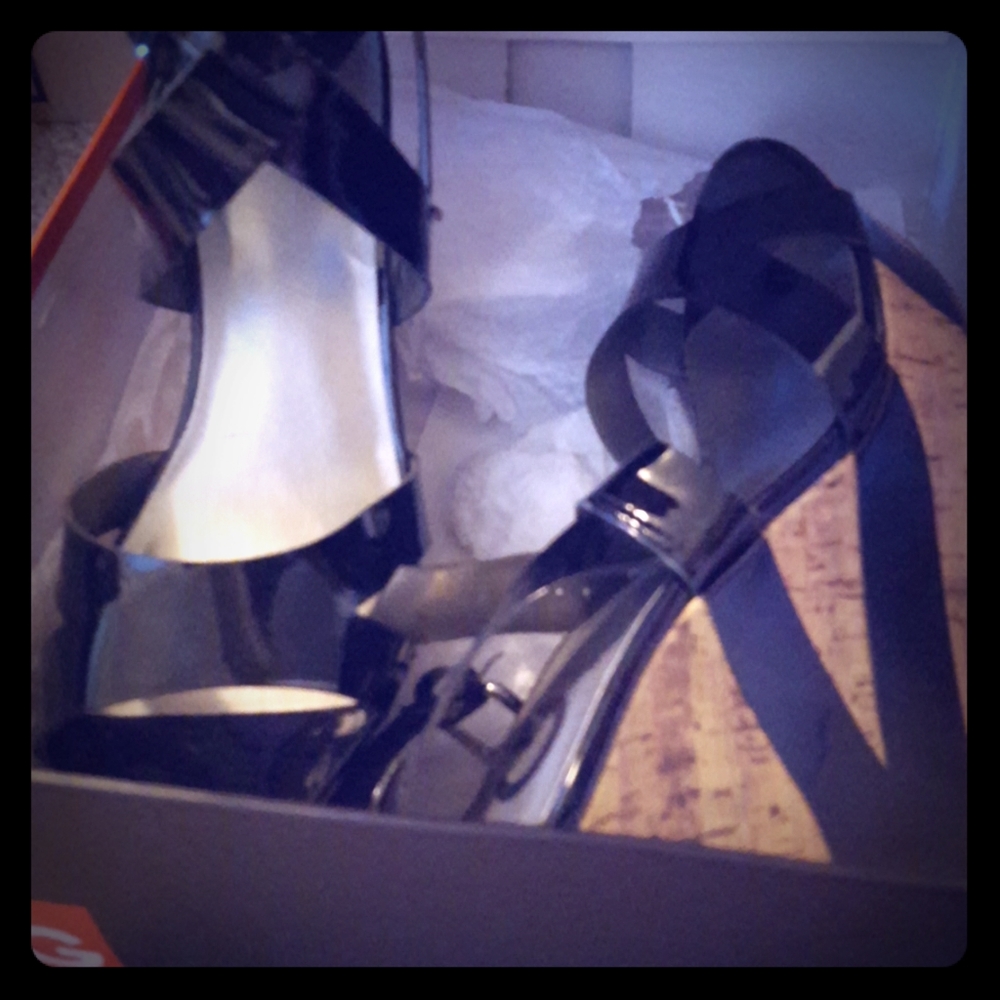 Size 8 wedges